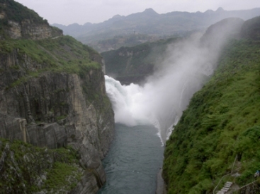 青年水库