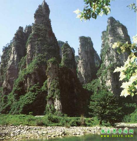 张家界水绕四门胜景